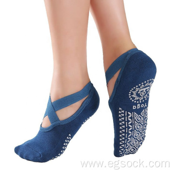 Non slip yoga ankle sock